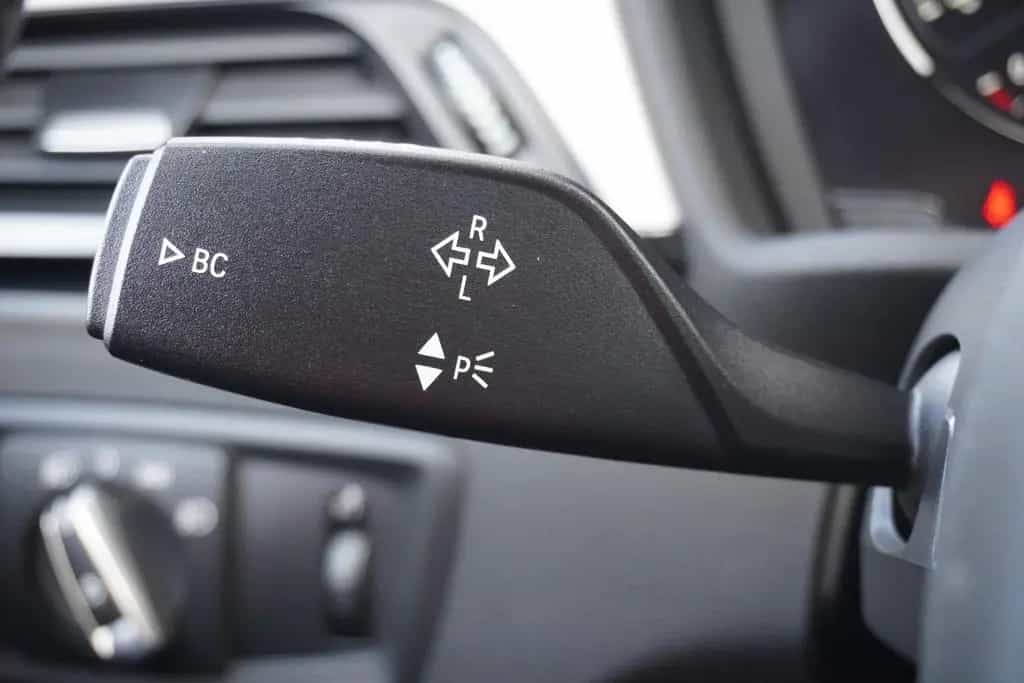BMW X1 sDrive 20 i Advantage LED Navi el. Heckklappe 09/2019-photo-15