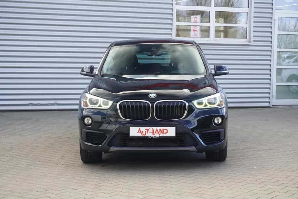 BMW X1 sDrive 20 i Advantage LED Navi el. Heckklappe 09/2019-photo-2