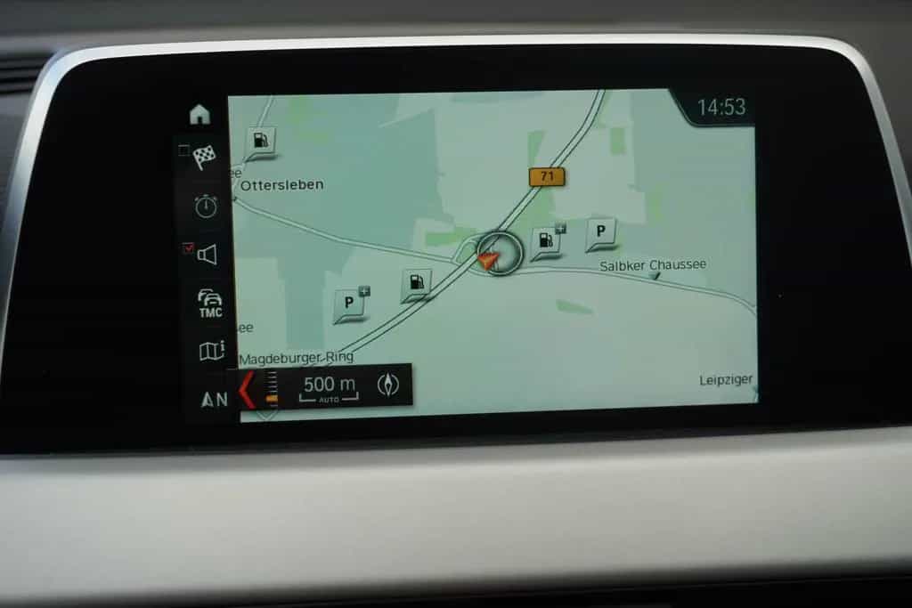 BMW X1 sDrive 20 i Advantage LED Navi el. Heckklappe 09/2019-photo-22
