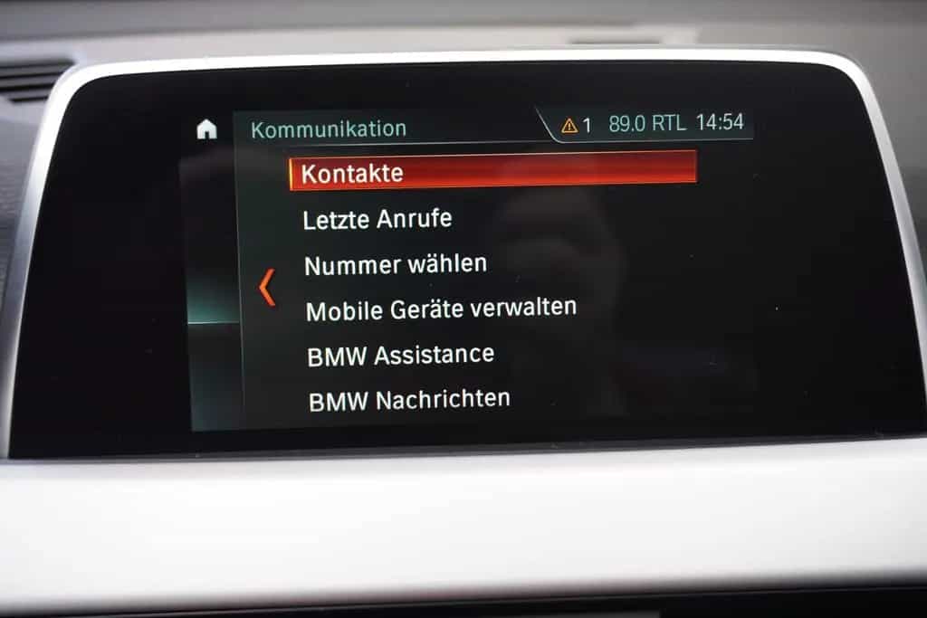 BMW X1 sDrive 20 i Advantage LED Navi el. Heckklappe 09/2019-photo-24