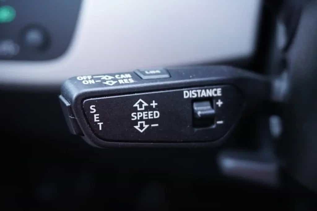 Audi A4 Avant 35 TFSI S line LED Navi ACC Leder DAB 06/2021-photo-35