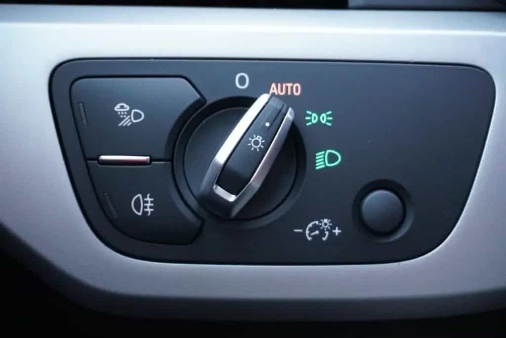 Audi A4 Avant 35 TFSI S line LED Navi ACC Leder DAB 06/2021-photo-38