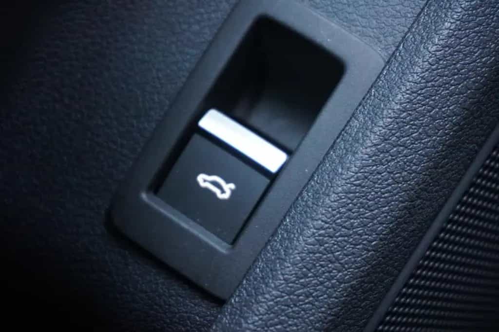 Audi A4 Avant 35 TFSI S line LED Navi ACC Leder DAB 06/2021-photo-41