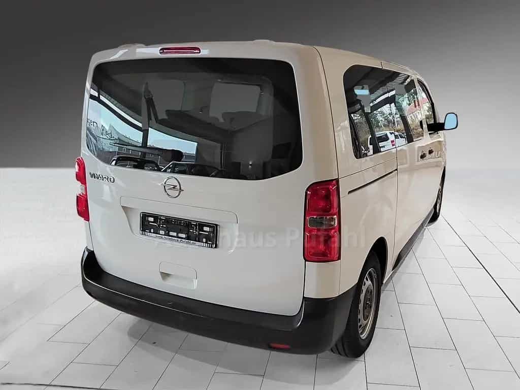 Opel Vivaro Zafira Bus bis 3.000 kg Anhängelast 01/2021-photo-19