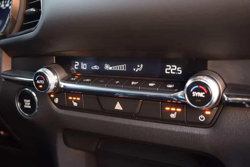 Mazda CX-30 2.0 AWD *Exclusive-Line*LED*HuD*BOSE*Pano* 09/2024-photo-16