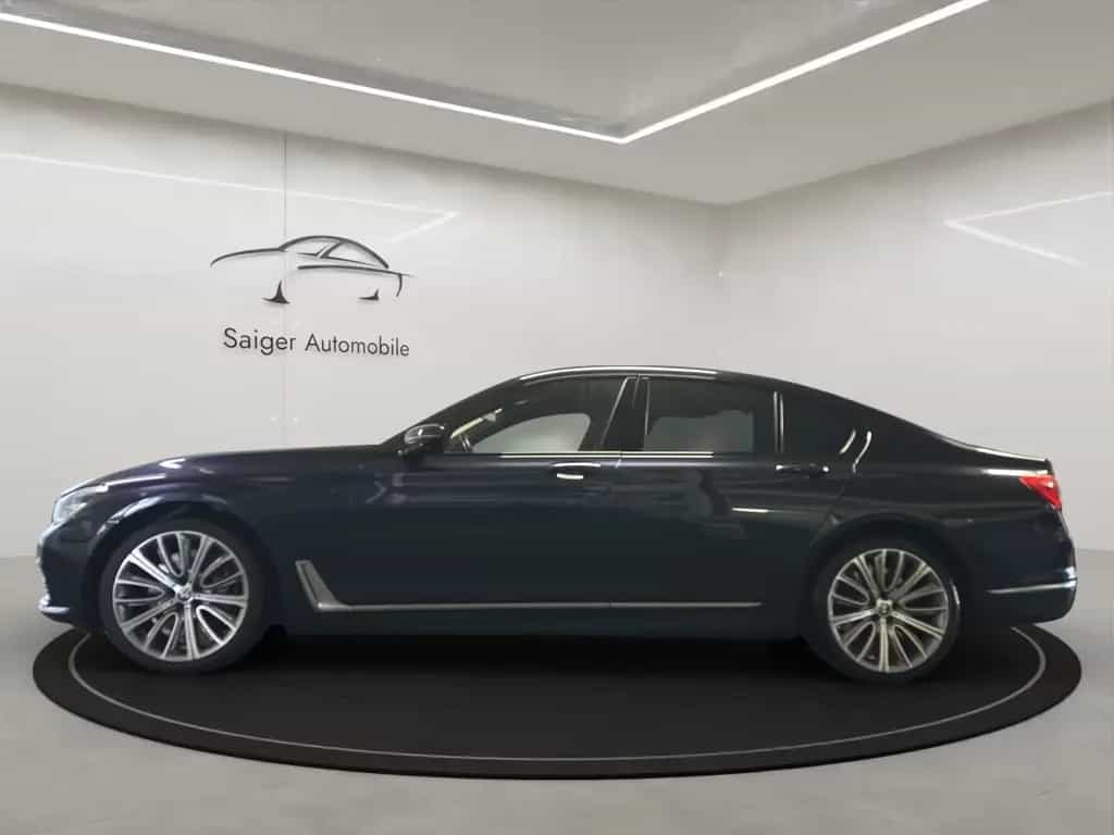 BMW 7 Series 750i Massage Cam Sch Shz Navi 08/2017-photo-1