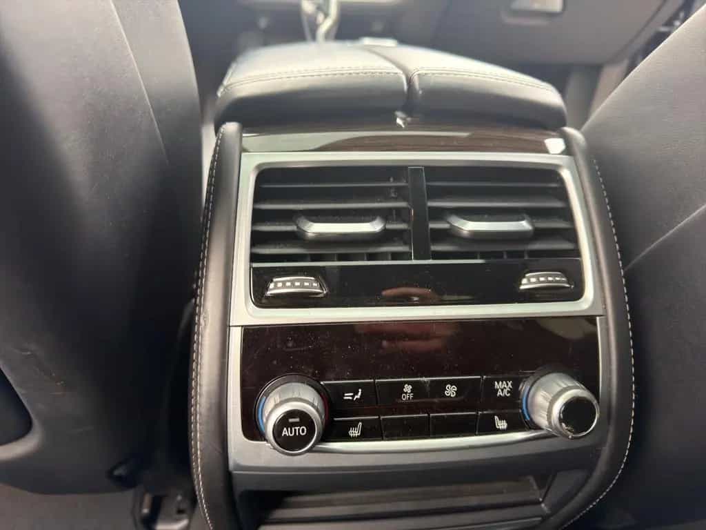 BMW 7 Series 750i Massage Cam Sch Shz Navi 08/2017-photo-12