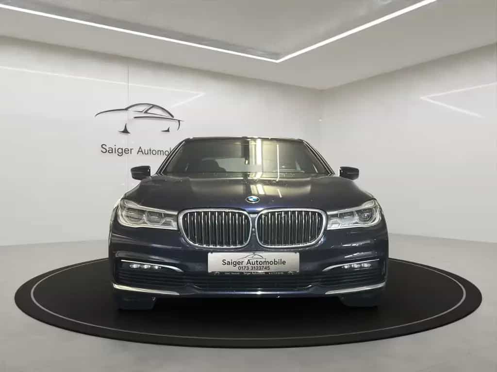 BMW 7 Series 750i Massage Cam Sch Shz Navi 08/2017-photo-4