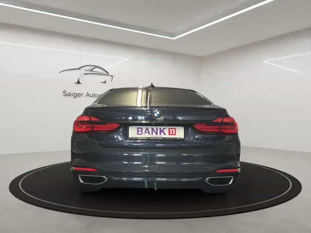 BMW 7 Series 750i Massage Cam Sch Shz Navi 08/2017-photo-5