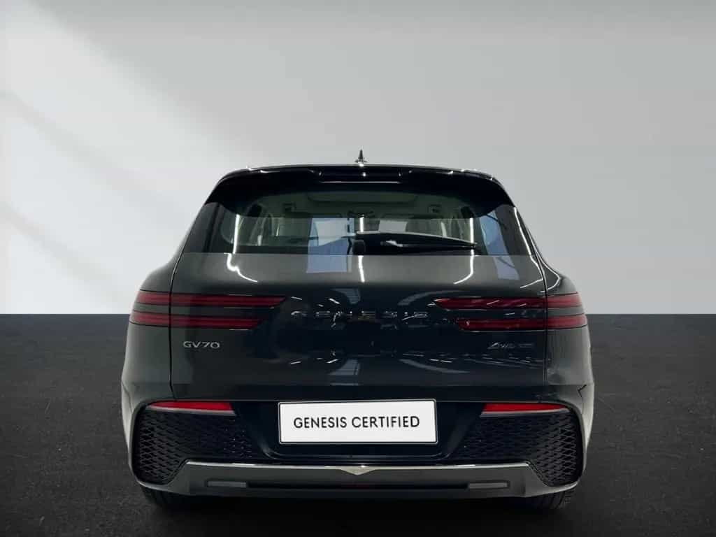 Genesis GV70 Luxury 4WD AD El. Panodach Memory Sitze LED 11/2024-photo-6