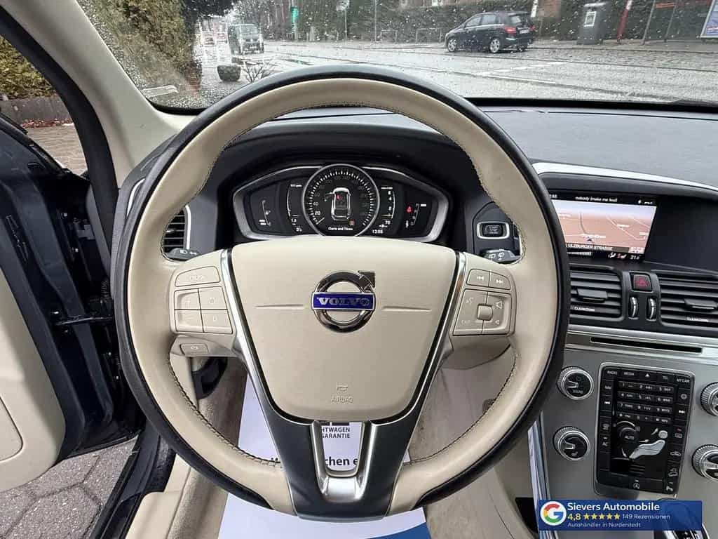 Volvo XC60 T5 Summum AWD Leder Navi Xenon Memory SHZ T 08/2017-photo-10