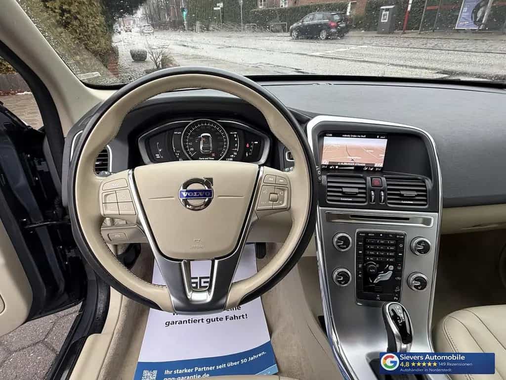 Volvo XC60 T5 Summum AWD Leder Navi Xenon Memory SHZ T 08/2017-photo-11