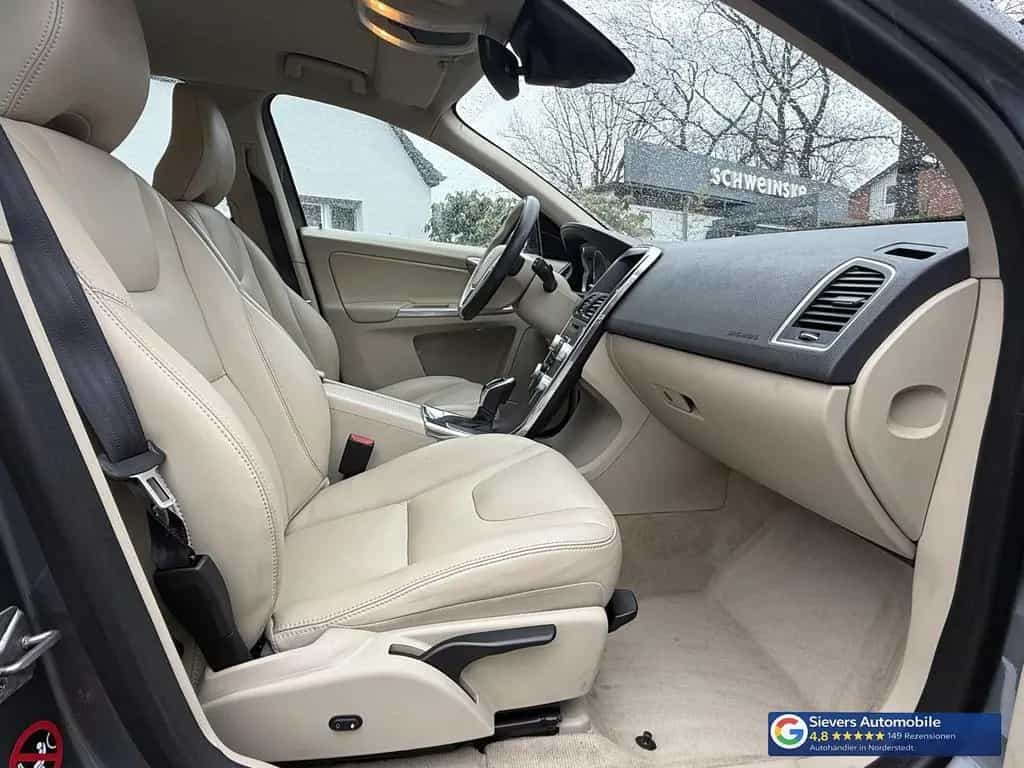 Volvo XC60 T5 Summum AWD Leder Navi Xenon Memory SHZ T 08/2017-photo-16