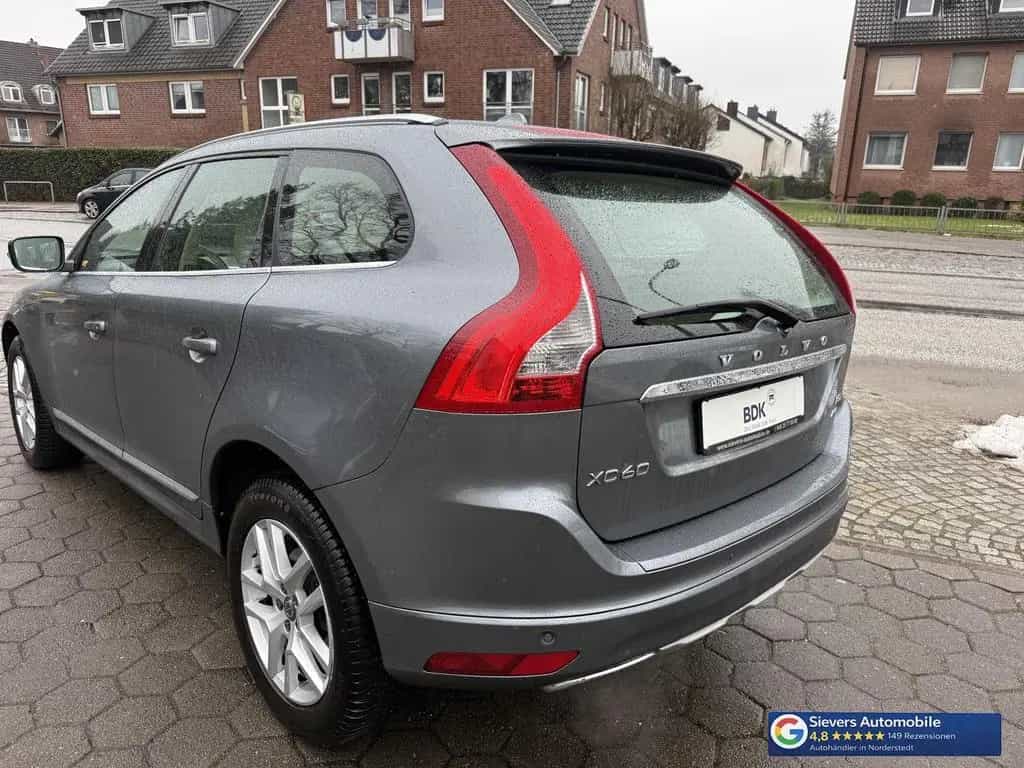 Volvo XC60 T5 Summum AWD Leder Navi Xenon Memory SHZ T 08/2017-photo-5