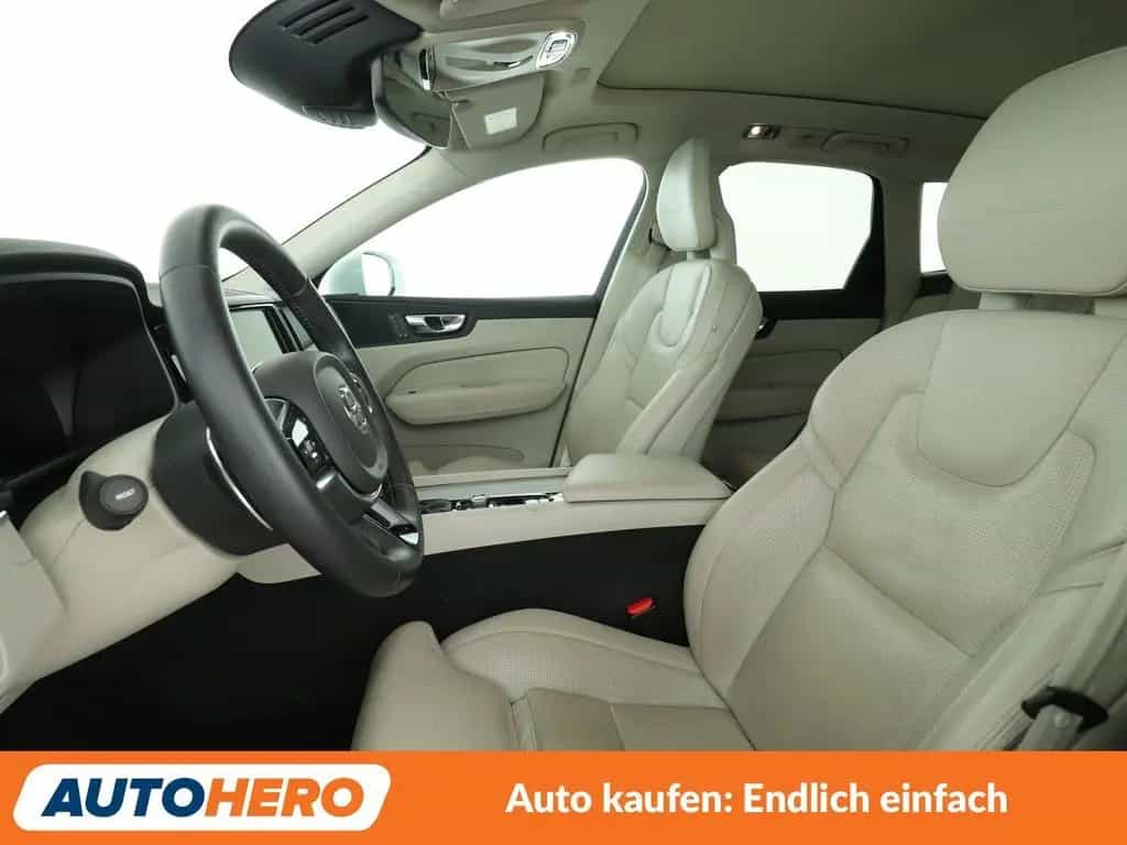 Volvo XC60 2.0 T5 Inscription AWD Aut.*NAVI*HEAD-UP* 11/2017-photo-9