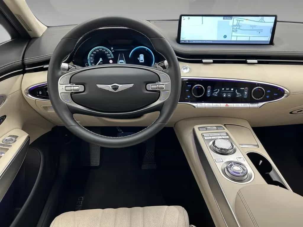 Genesis GV70 Luxury 4WD AD El. Panodach Memory Sitze LED 11/2024-photo-10