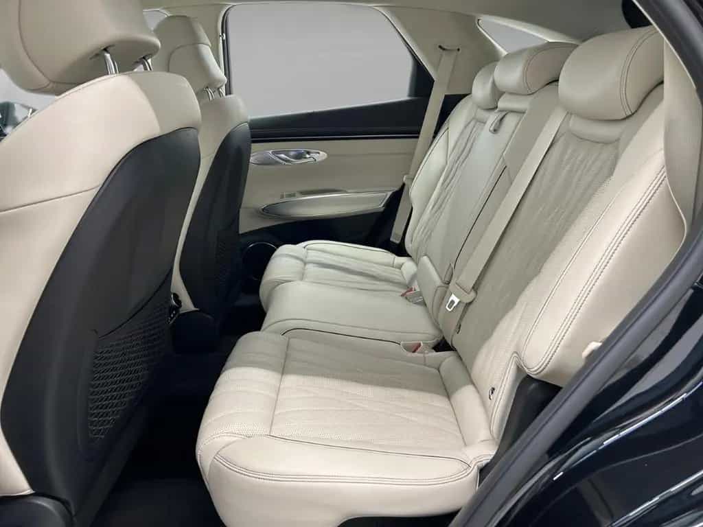 Genesis GV70 Luxury 4WD AD El. Panodach Memory Sitze LED 11/2024-photo-12
