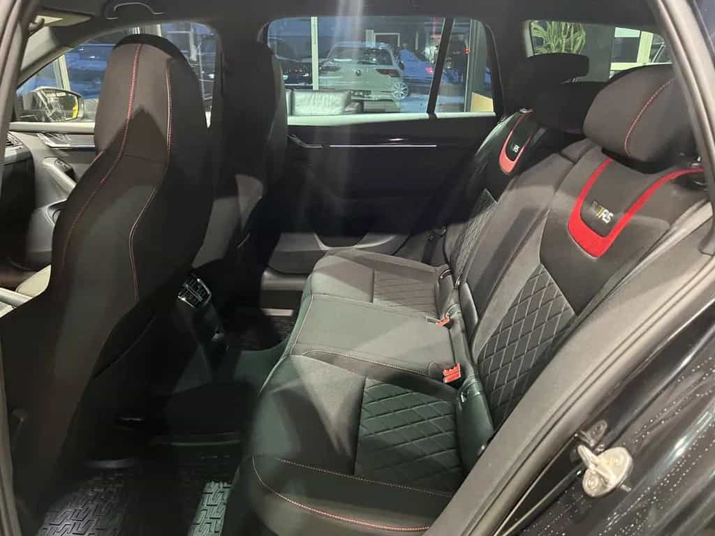 Skoda Octavia Combi RS 08/2018-photo-13