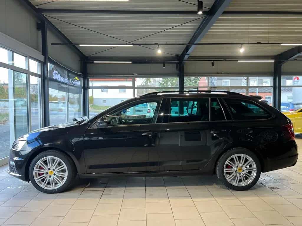 Skoda Octavia Combi RS 08/2018-photo-4