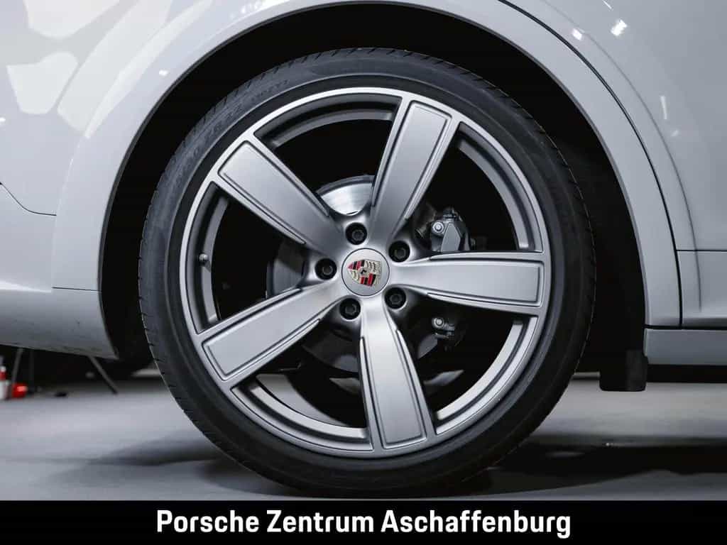 Porsche Cayenne S Coupé Sport Design Paket BOSE 01/2022-photo-11