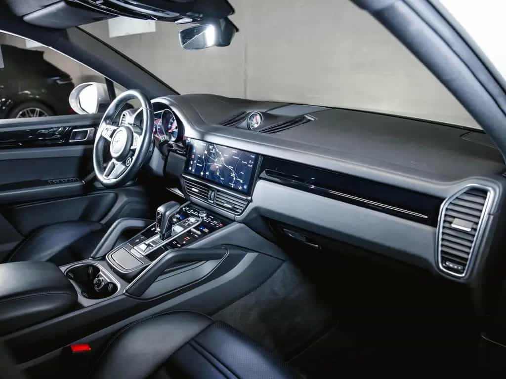 Porsche Cayenne S Coupé Sport Design Paket BOSE 01/2022-photo-17
