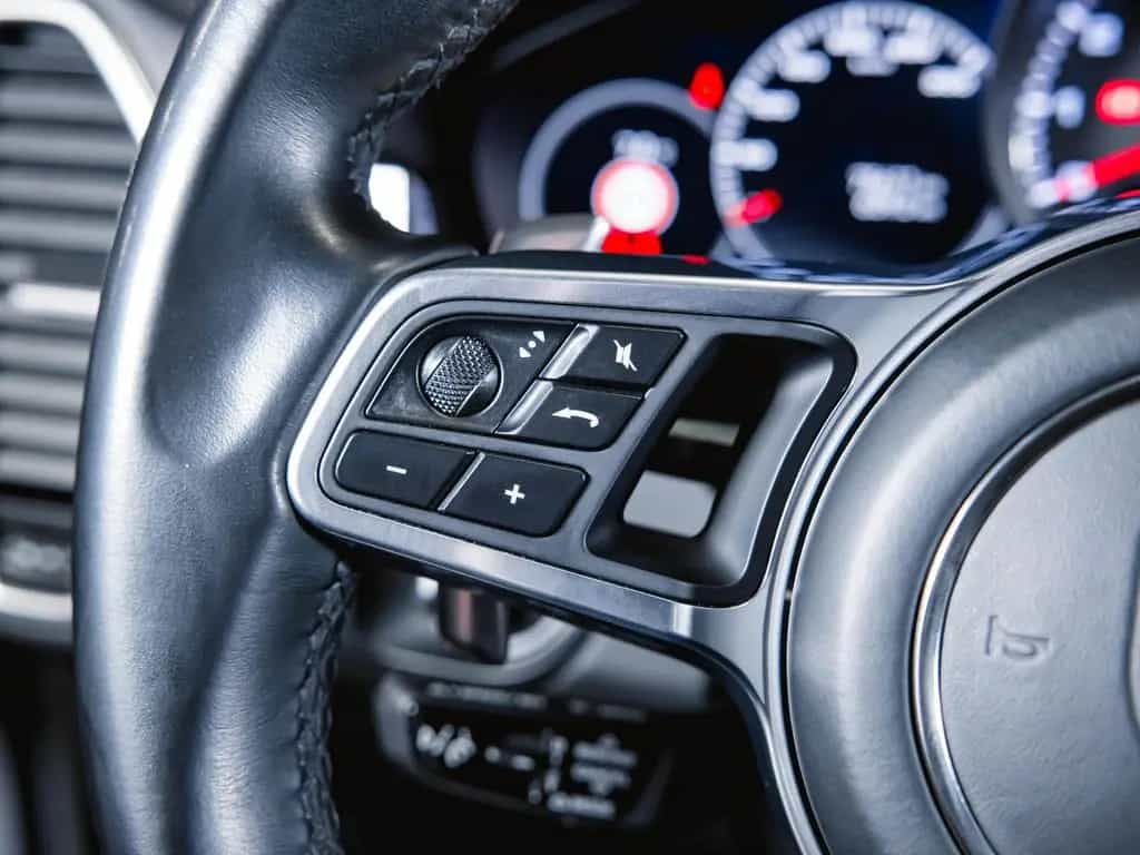 Porsche Cayenne S Coupé Sport Design Paket BOSE 01/2022-photo-31