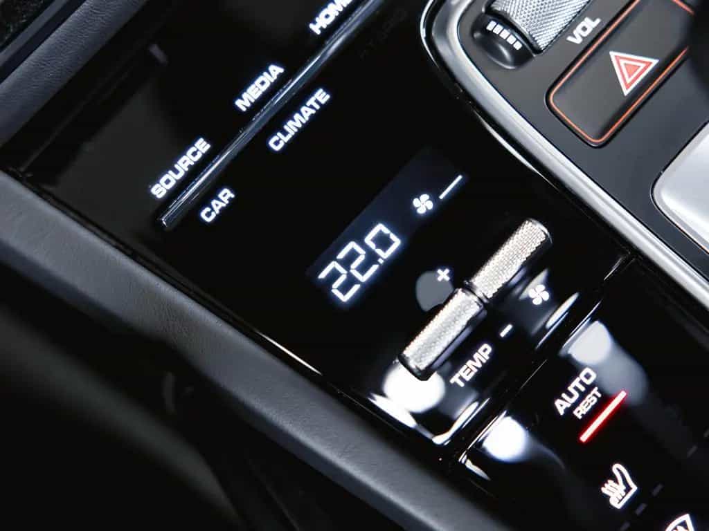 Porsche Cayenne S Coupé Sport Design Paket BOSE 01/2022-photo-38