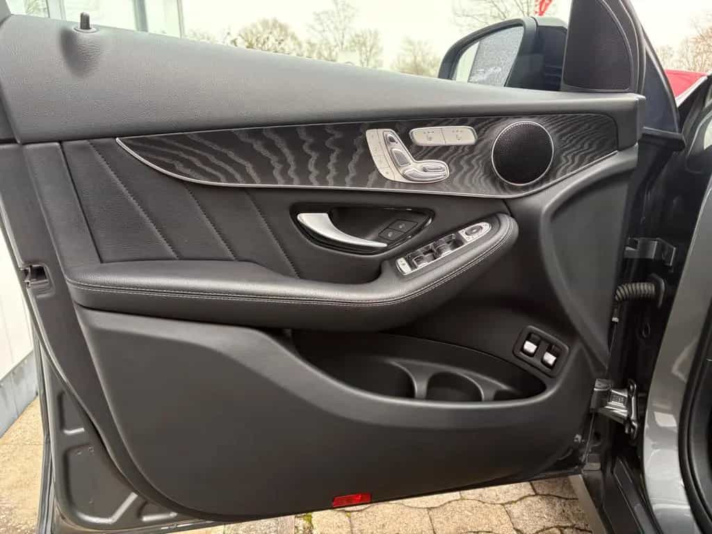 Mercedes-Benz GLC-Class 300 Coupe 4Matic AMG AHK RFK SHZ Night uvm 10/2018-photo-18