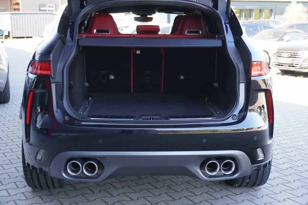 Jaguar F-Pace SVR AWD+Panorama+22Zoll+HUD+Assistenz+LED 08/2019-photo-28