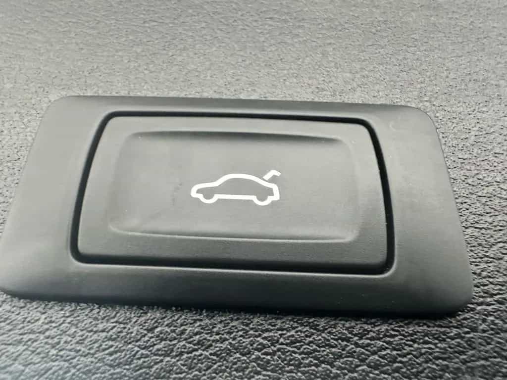 Audi A4 40 TDI quattro "1 HAND-NAVI-CAM-LEDER-SITZH" 10/2022-photo-23