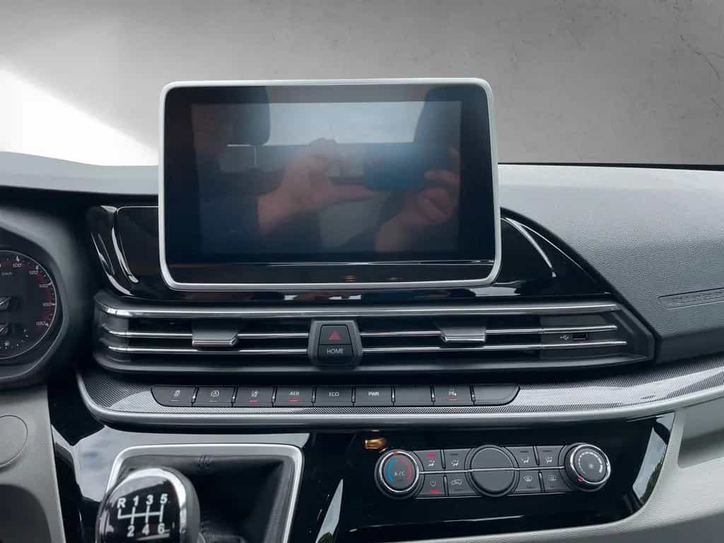 Maxus Deliver 9 L3 Luxury Pritsche *AHK*LED*PDCvo*TEL* 06/2023-photo-4