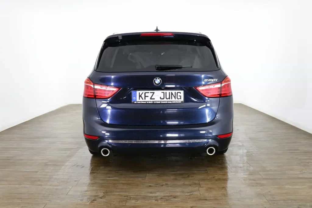 BMW 2 Series 220i Gran Tourer Luxury Line*LED*Pano*AHK*Kamera 07/2018-photo-4