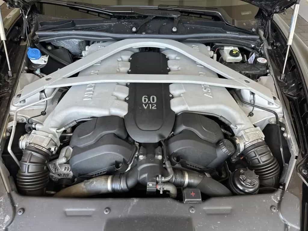 Aston Martin DB9 GT Volante "Deutsches Unfallfreies FZG" 07/2016-photo-15