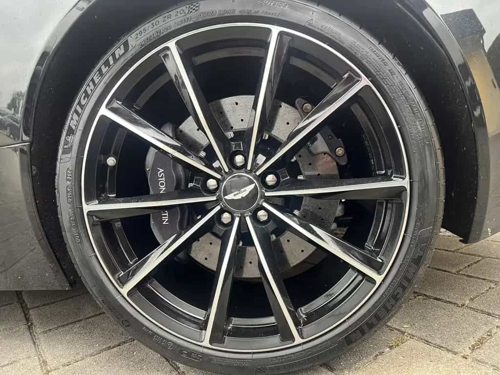 Aston Martin DB9 GT Volante "Deutsches Unfallfreies FZG" 07/2016-photo-16