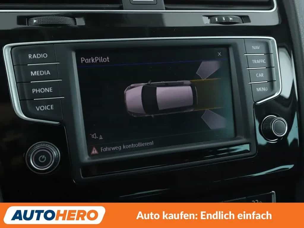 Volkswagen 1.4 TSI Allstar BlueMotion Tech Aut. *ACC*PDC* 02/2017-photo-21