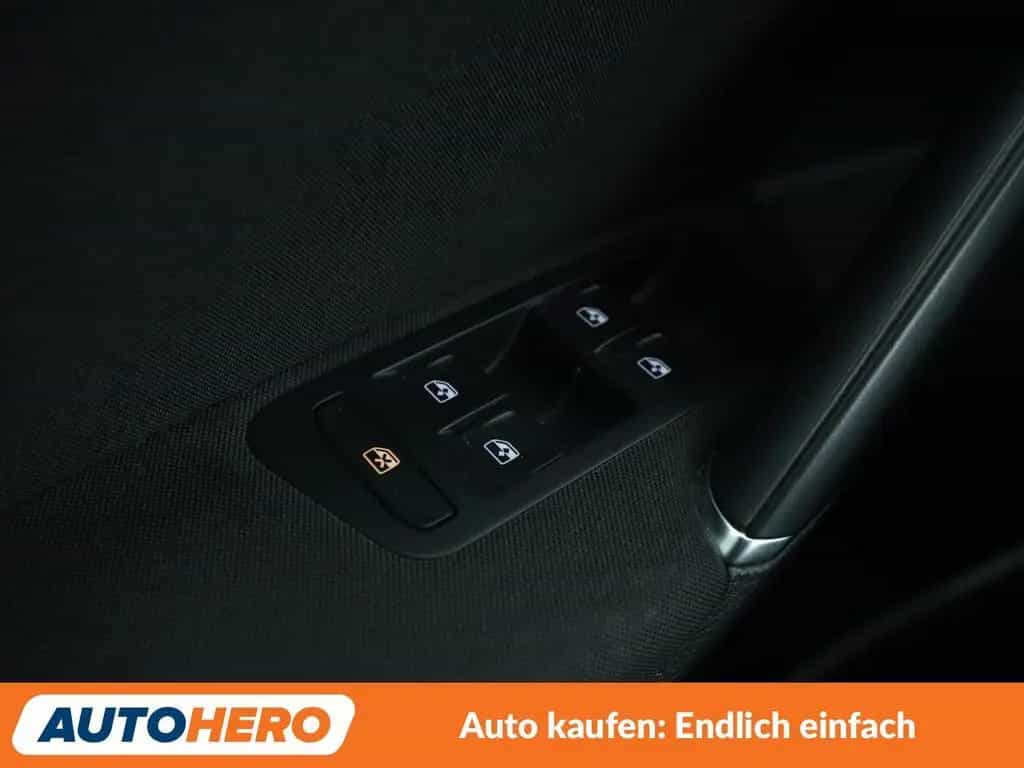 Volkswagen 1.4 TSI Allstar BlueMotion Tech Aut. *ACC*PDC* 02/2017-photo-24