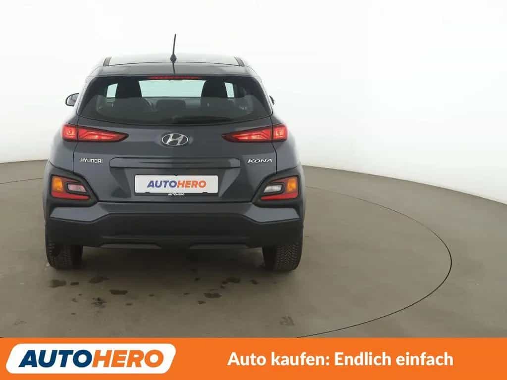 Hyundai Kona 1.0 TGDI Life 2WD*TEMPO*PDC*SHZ*KLIMA* 12/2017-photo-3