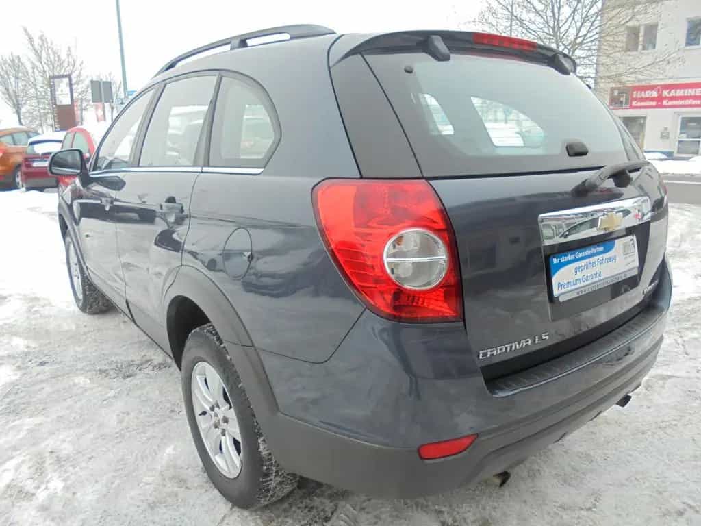 Chevrolet Captiva 2.4 LS 2WD 12/2009-photo-3