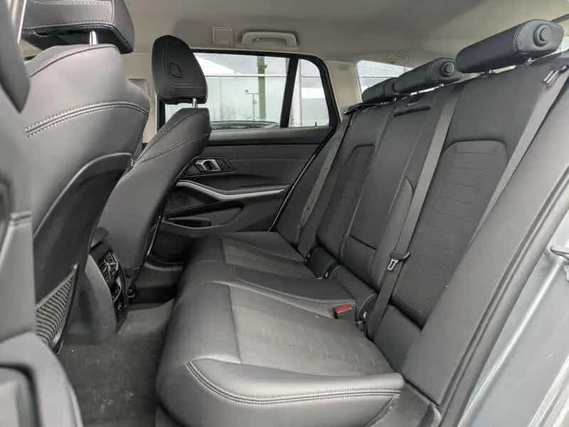 BMW 3 Series 320d Touring Teilleder. Driv.Ass. 01/2023-photo-5