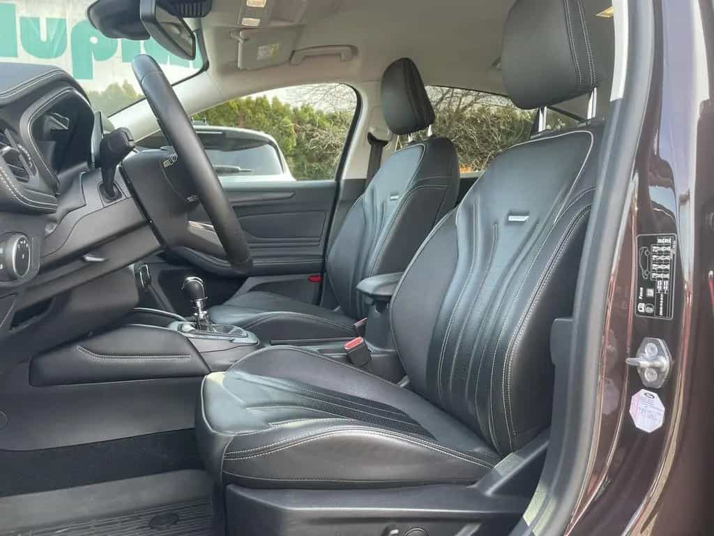 Ford Focus 1.5 EcoBoost Vignale AHK/ACC/BLIS/RFK/LED 01/2019-photo-11