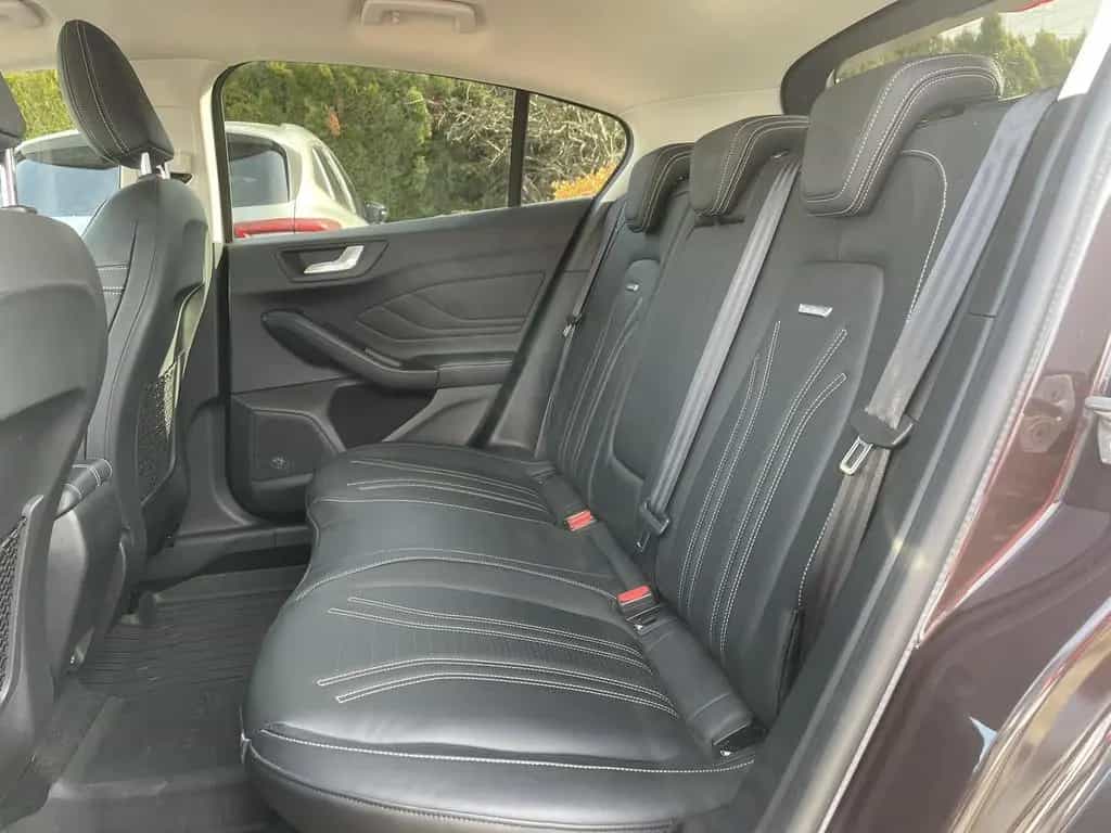Ford Focus 1.5 EcoBoost Vignale AHK/ACC/BLIS/RFK/LED 01/2019-photo-12