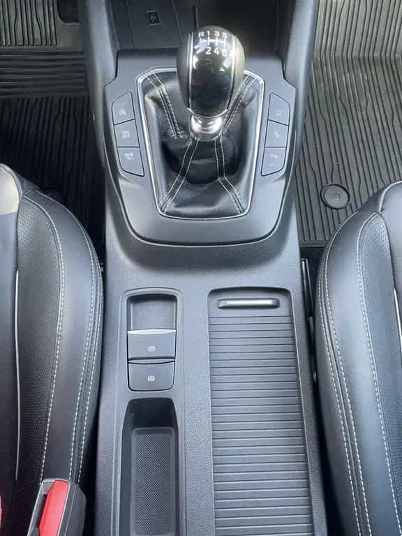 Ford Focus 1.5 EcoBoost Vignale AHK/ACC/BLIS/RFK/LED 01/2019-photo-20