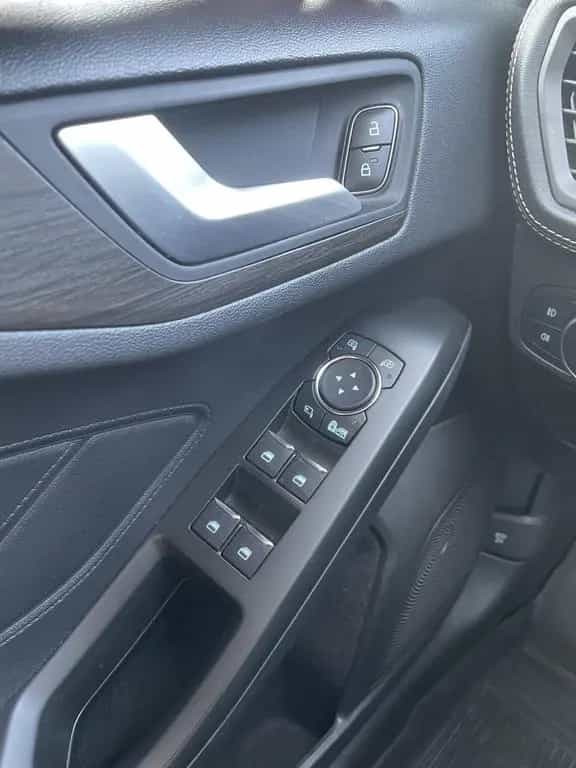 Ford Focus 1.5 EcoBoost Vignale AHK/ACC/BLIS/RFK/LED 01/2019-photo-22