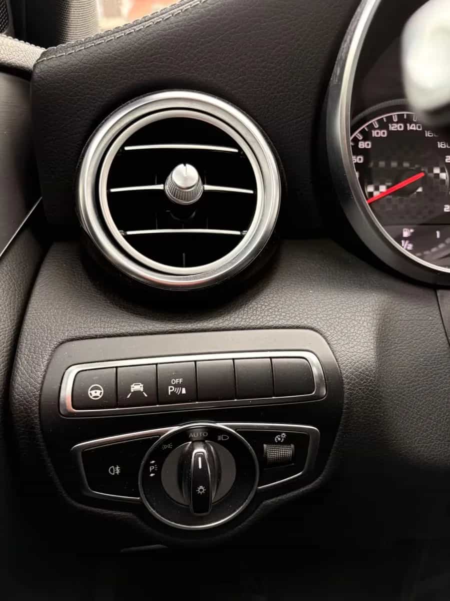 Mercedes-Benz C-Class 06/2017-photo-13