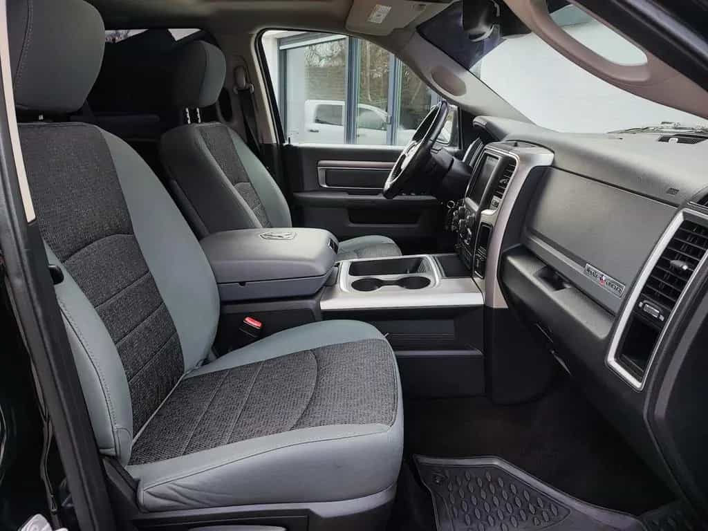Dodge RAM 1500 Lone Star Crew Cab 4X2|LPG-BRC|NAVI|AHK 05/2016-photo-14