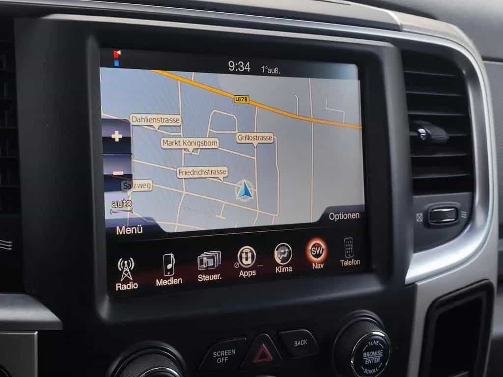 Dodge RAM 1500 Lone Star Crew Cab 4X2|LPG-BRC|NAVI|AHK 05/2016-photo-19