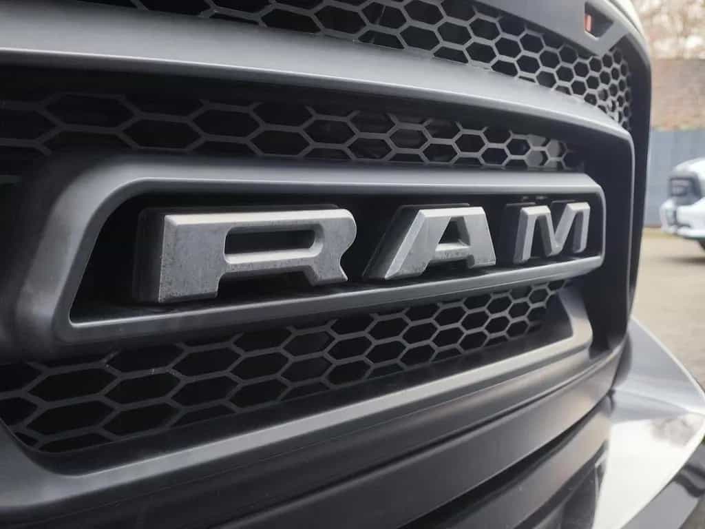 Dodge RAM 1500 Lone Star Crew Cab 4X2|LPG-BRC|NAVI|AHK 05/2016-photo-32