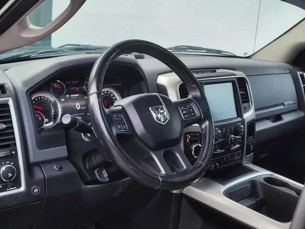 Dodge RAM 1500 Lone Star Crew Cab 4X2|LPG-BRC|NAVI|AHK 05/2016-photo-6
