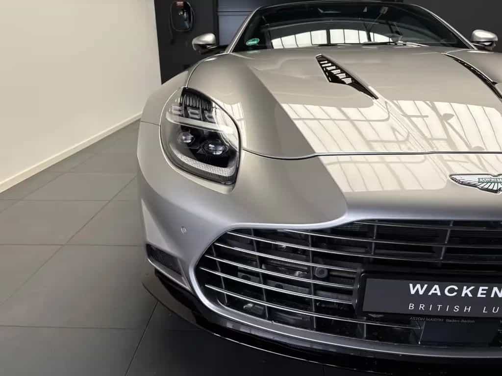 Aston Martin Vanquish - Q Spirit Silver - Inspire Duo 03/2025-photo-2