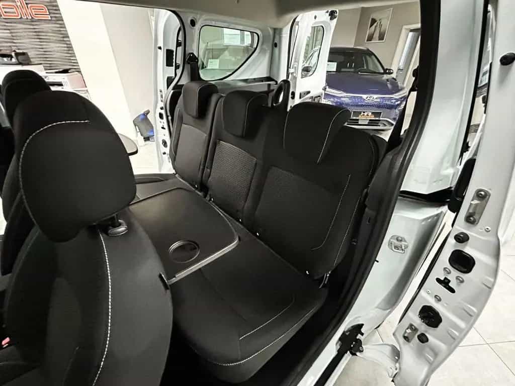 Dacia Dokker Comfort Behindertengerecht Navi/Kamera/5- 04/2020-photo-16